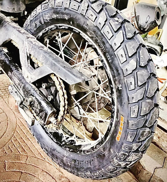 MAXXIS MAXXPLORE 140/70-17 (TUBELESS) 66 S REAR TWO WHEELER TYRE