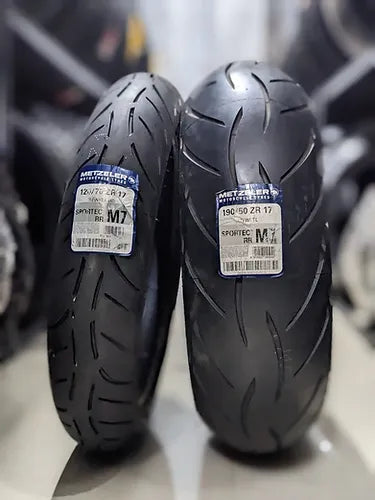 METZELER SPORTEC M9RR 120/70ZR17 Tubeless 58 W Front Two-Wheeler Tyre