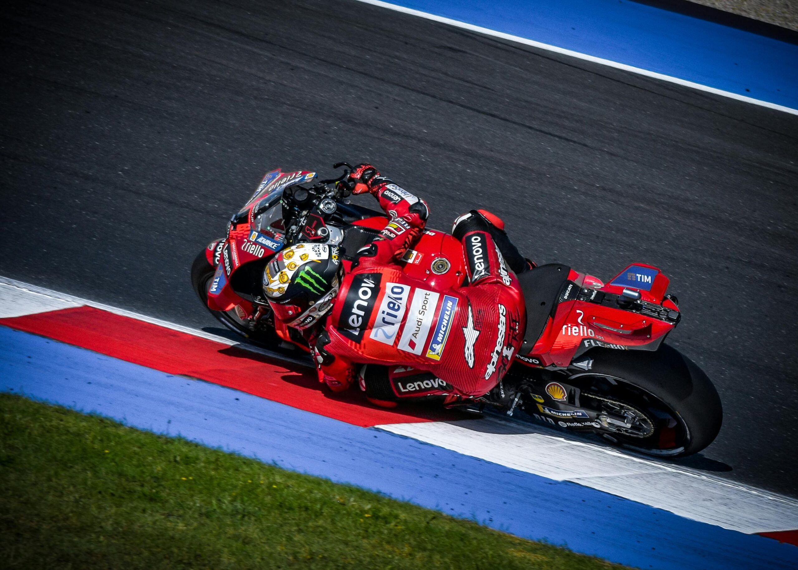 pexels-francesco-marcucci-124361018-33119560