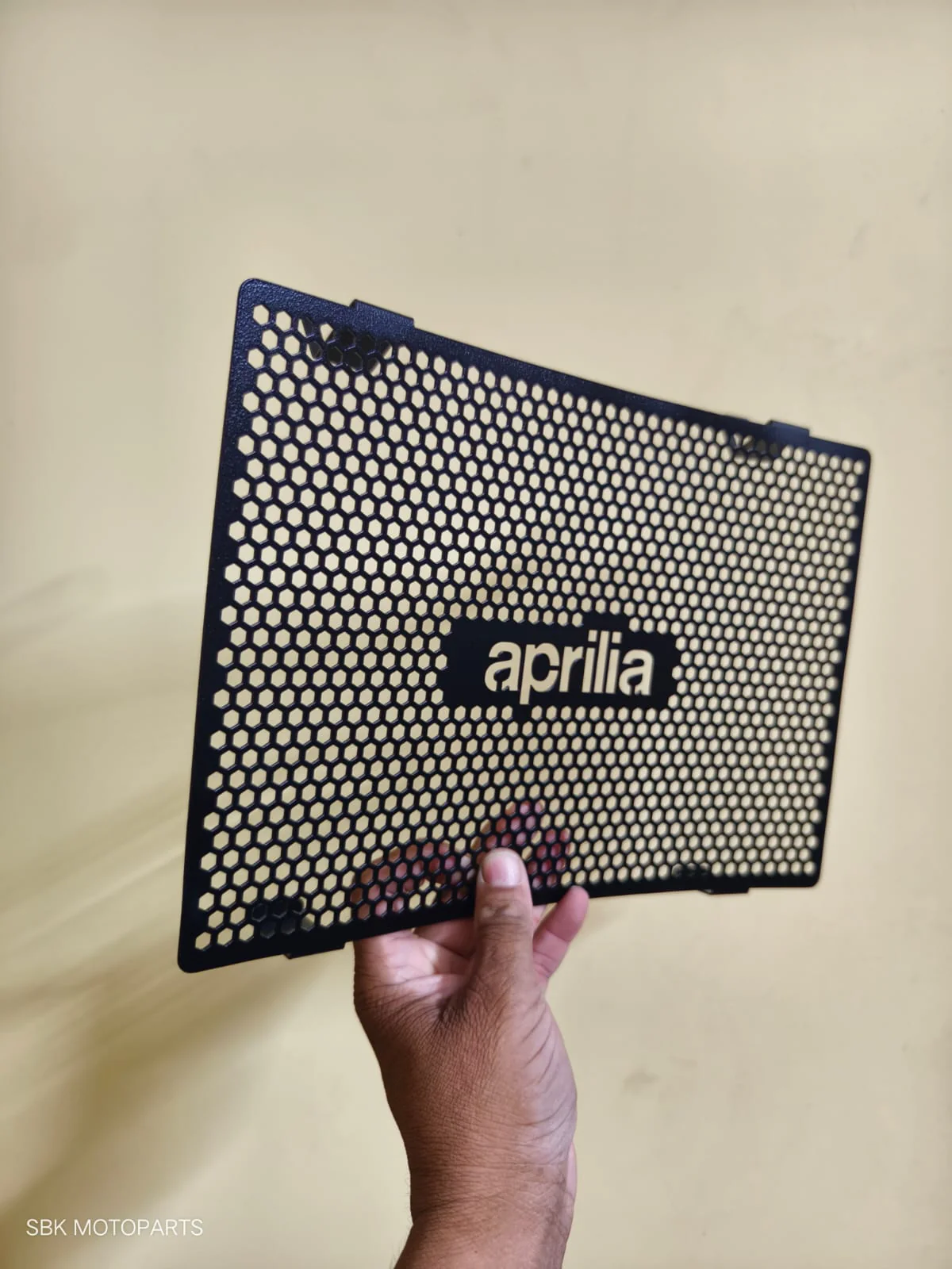 APRILIA RS 457 Aluminium Radiator Guard – SBK MOTOPARTS